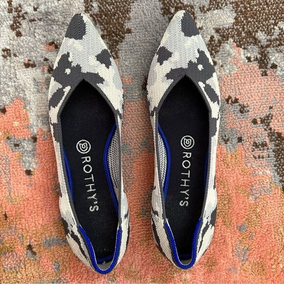 Rothy’s Ash Gray CamoThe Point Flat - Picture 5 of 9